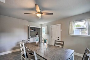 House (3 Bedrooms) | Interior - San Antonio Home ~ 4 Mi to Dtwn + The Pearl! (San Antonio)