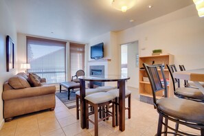 Apartment (1 Bedroom) | Interior