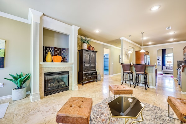 House (3 Bedrooms) | Interior