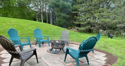 Cozy updated house with gorgeous view near Eagles Mere Lake