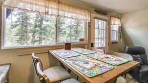Dining - Sunny Muddy Moose Cabin w/ Fire Pit & Mtn Views! (Como)