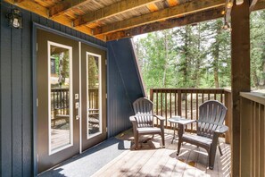 Terrace/patio - Sunny Muddy Moose Cabin w/ Fire Pit & Mtn Views! (Como)