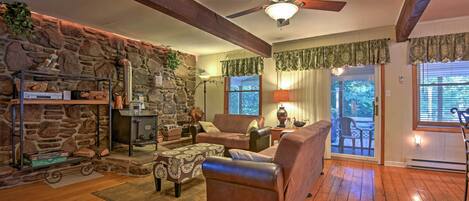 House (3 Bedrooms) | Front of property