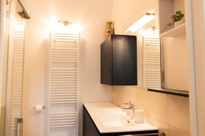 Doccia, bidet