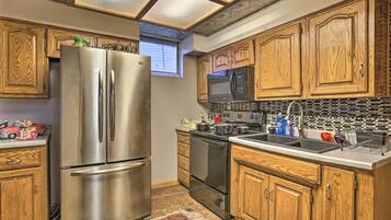 Microwave, oven, stovetop, blender