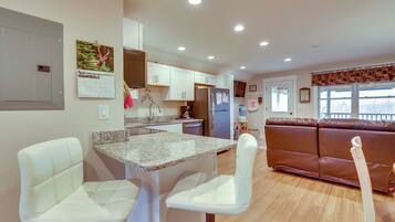 Apartment (1 Bedroom) | Interior