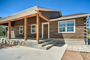 House (3 Bedrooms) | Interior - Gorgeous Cabin w/ Pergolas, Walk to River! (Canyon Lake)