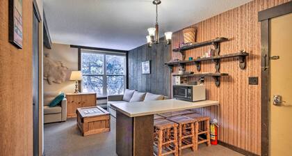 Cozy Big Sky Studio ~ 1 Mile to Mtn Village!