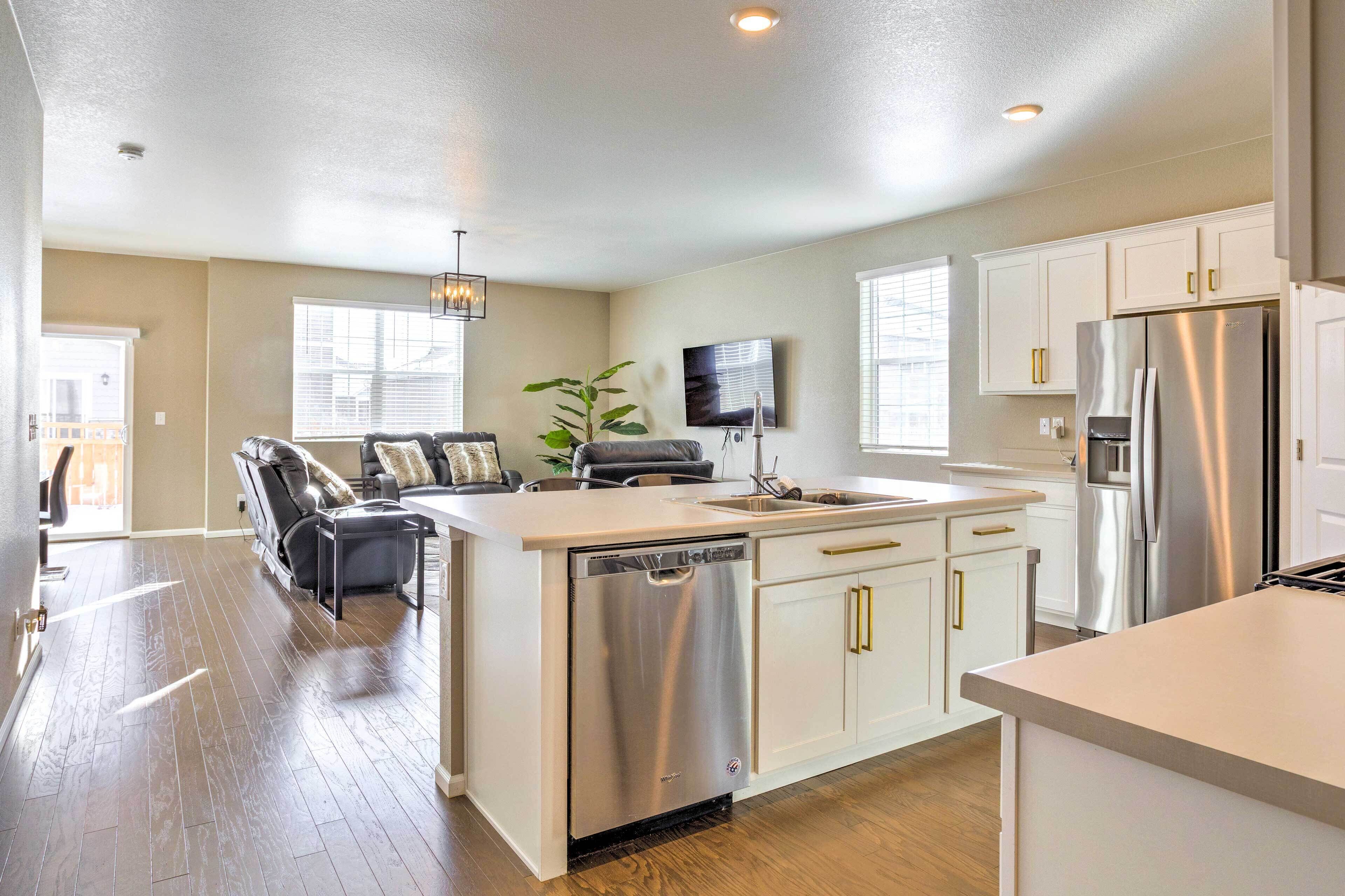 House (4 Bedrooms) | Interior