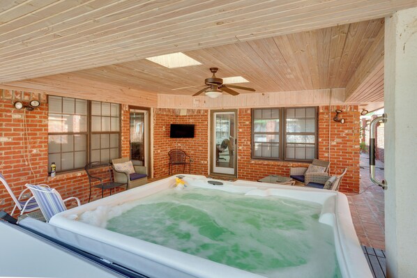 Interior - 15 Mi to Dtwn: Oklahoma City Family Home (Oklahoma City)