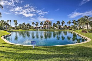 Apartment (2 Bedrooms) | Interior - St Pete Condo w/ Patio & Pool ~ 2 Mi to Beach (St. Petersburg)