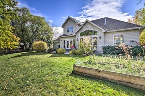 House (4 Bedrooms) | Interior - Large Home w/ Patio & Yard, 2 Mi to Downtown (Bozeman)