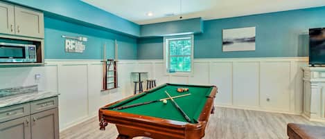 House (6 Bedrooms) | Front of property