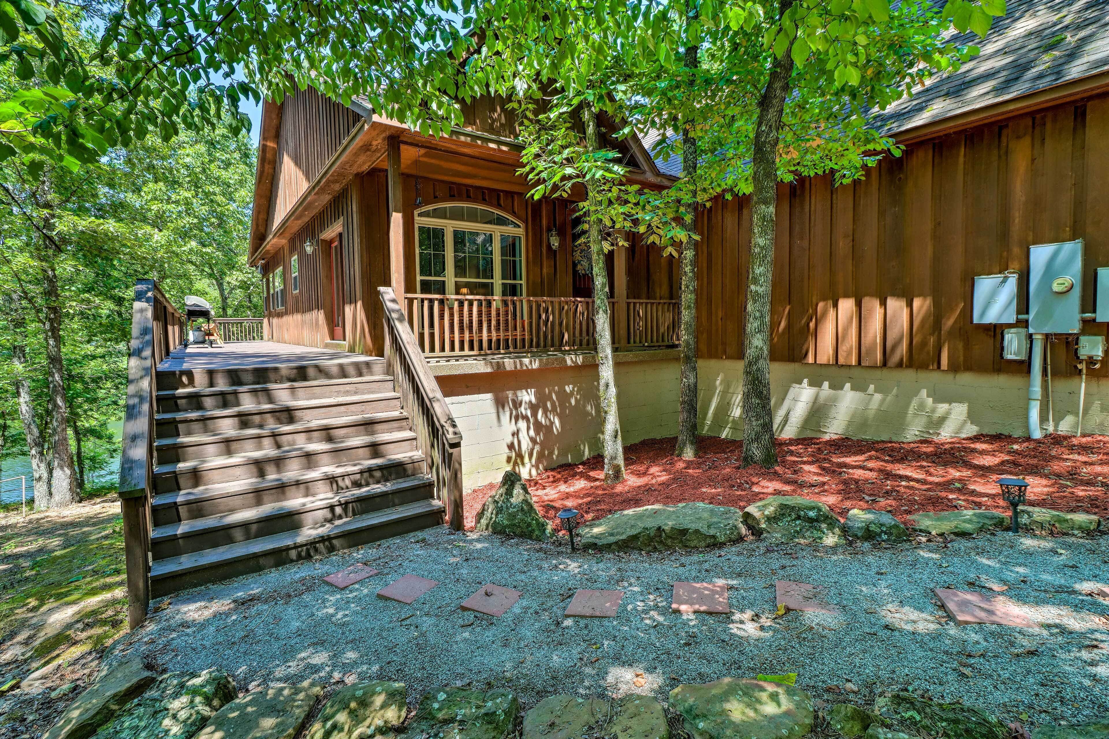 House (6 Bedrooms) | Interior