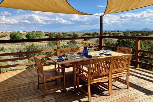 Dreamy Santa Fe Hideaway w/ Mountain Views!