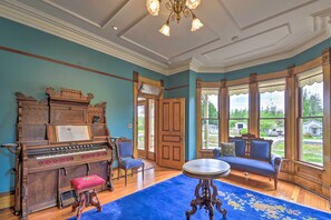 Villa (4 Bedrooms) | Interior