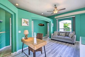 House (3 Bedrooms) | Interior