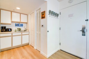 อพาร์ทเมนท์ (0 Bedroom) | ภายใน