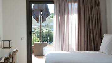 8 chambres, bureau, lit parapluie, Wi-Fi gratuit