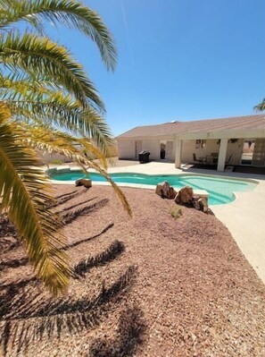 Alberca al aire libre 