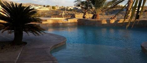 Piscine extérieure
