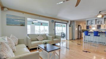 Rumah (4 Bedrooms) | Interior