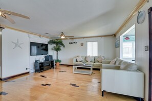 單棟房屋 (4 Bedrooms) | 內部