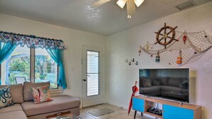 Rumah (2 Bedrooms) | Interior