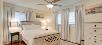 Calming Getaway: 9 Mi to Clearwater Beach!