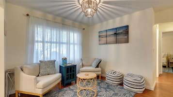 Casa (2 Bedrooms) | Interior