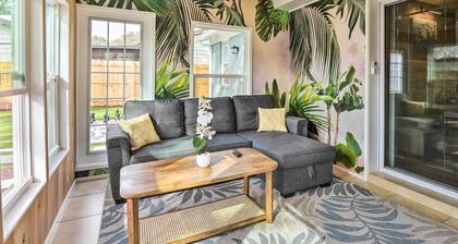 Emerald Coast Vacation Rental: 1 Mi to Beach