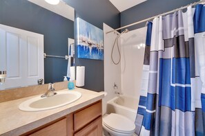 Apartment (3 Bedrooms) | Interior - 15 Mi to Disney: Kissimmee Townhome w/ Patio (Kissimmee)