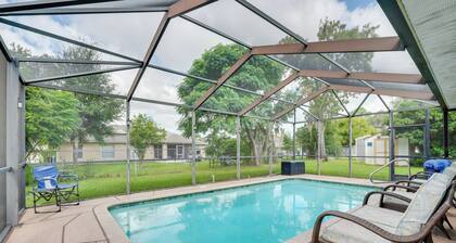 Heated Pool & 4-in-1 Grill: Spring Hill Haven!