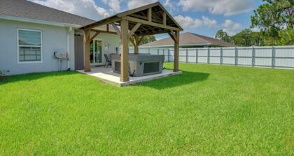 Hot Tub & Fenced Yard: Home in Sebring
