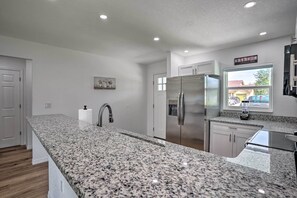 Interior - Hot Tub & Fenced Yard: Home in Sebring (Sebring)