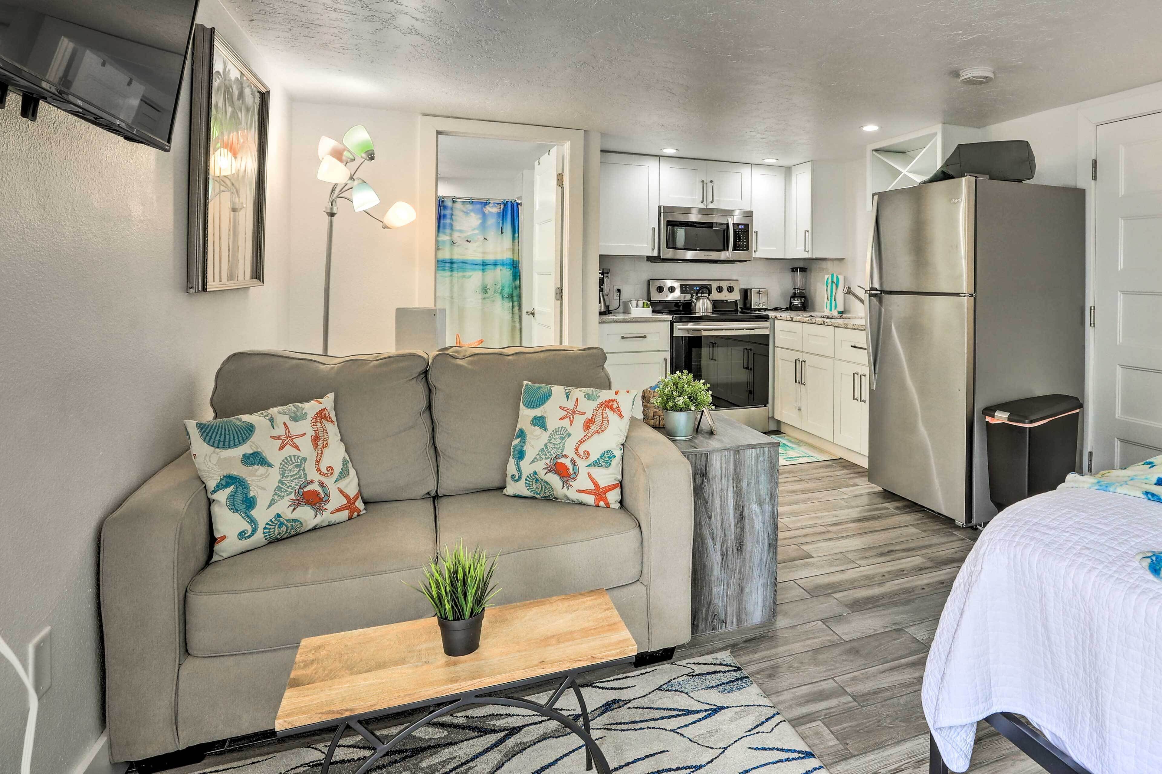 Apartment (0 Bedroom) | Interior