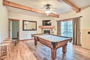 House (5 Bedrooms) | Interior - Spacious Lake Arrowhead Home w/ Putting Green (Lake Arrowhead)