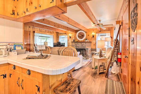 House (3 Bedrooms) | Interior - Wrightwood Cabin w/ Cozy Interior! (Wrightwood)