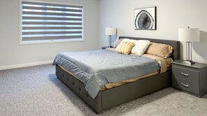 6 bedrooms, WiFi, bed sheets