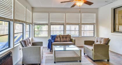 Coastal Getaway in Seminole < 3 Mi to Beach!