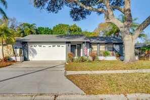 House (3 Bedrooms) | Front of property