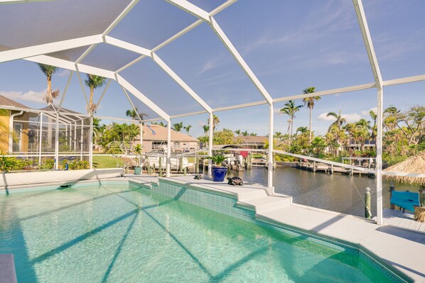 Outdoor pool - Canal-front Cape Coral Home Rental: Pool, Lanai! (Cape Coral)