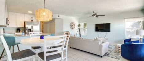 Apartment (2 Bedrooms) | Front of property