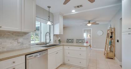 Saltwater Pool & Dog Friendly: The Cape Escape