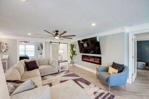 Nhà (3 Bedrooms) | Nội thất