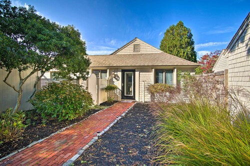2 Mi to Beach: Retreat w/ Pool & Grill in Mashpee!