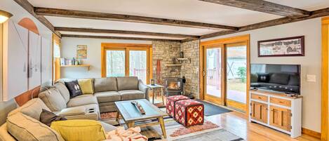 Apartment (3 Bedrooms) | Front of property