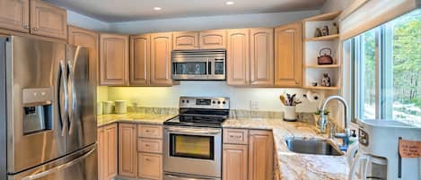 House (2 Bedrooms) | Interior