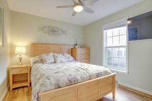 House (3 Bedrooms) | Interior - 3 Mi to Bethany Beach: Gem w/ Deck & Pool Access (Ocean View)