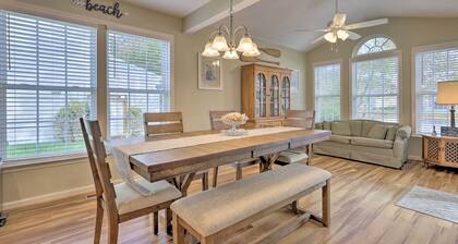 3 Mi to Bethany Beach: Gem w/ Deck & Pool Access
